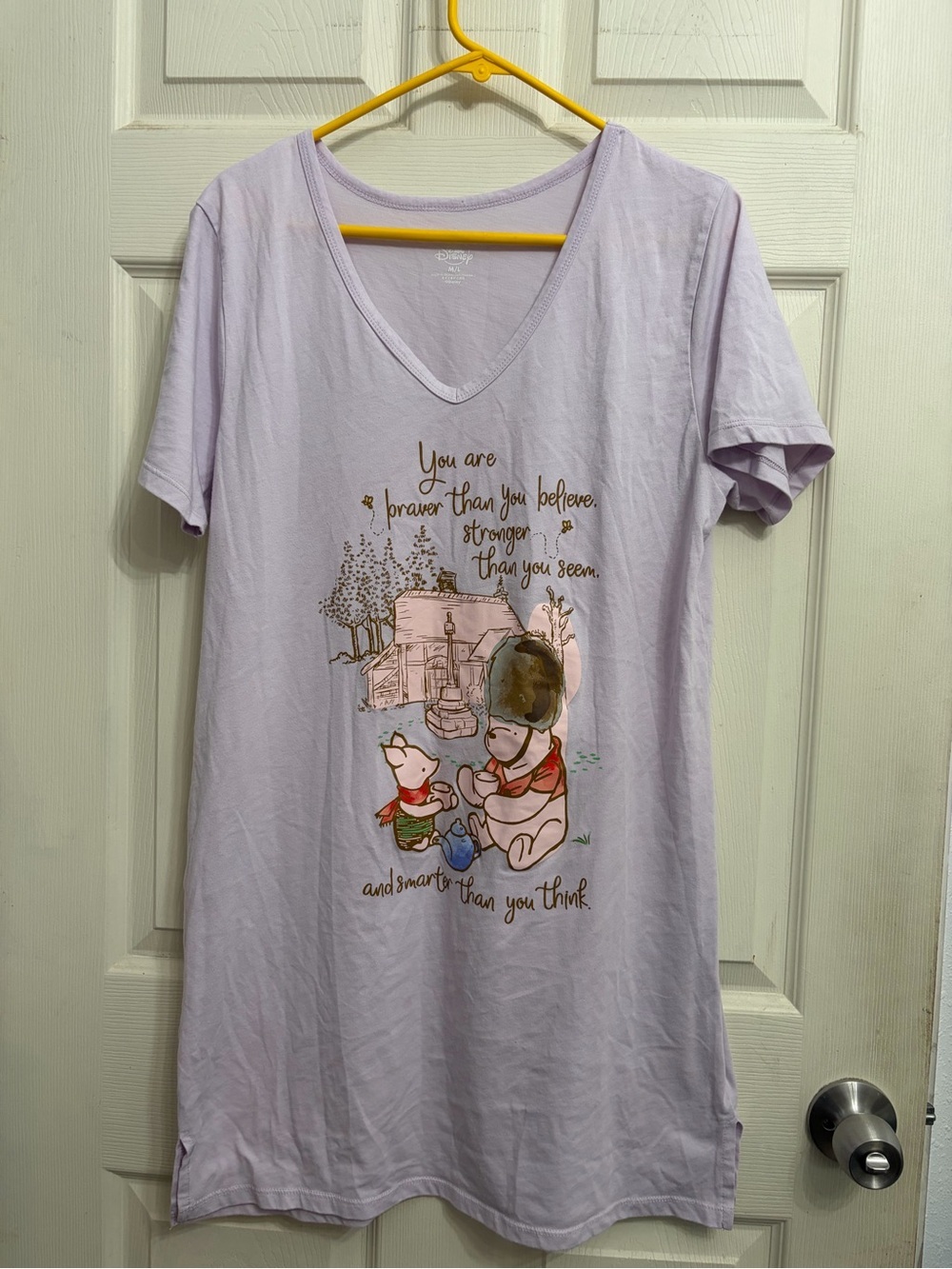 Winnie the Pooh Graphic V-Neck Nightshirt lavender color size M/Large